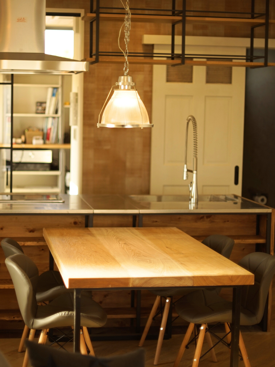 事業内容＿特殊什器＿造作家具